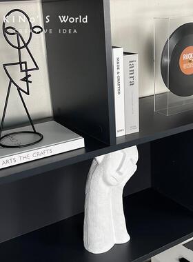 书柜摆件家居饰品轻奢高档样板间电视柜英文字母装饰画莫兰迪花瓶