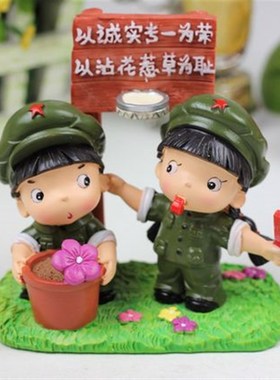 速发新款革命爱情小  小红军八荣八耻树脂娃娃摆件创兵意结婚礼物