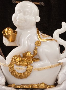 速发招财猴子摆件仿玉石元宝生肖桌三合装合家居办公室猴面书房六