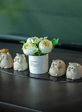 新品汽车香薰摆件平安诸事顺利中控台仙人掌香P氛猪猪桌面萌宠摆