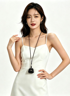 黑色项链小包复古风女