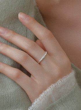 极简风银色糖纸肌理感戒指女轻奢