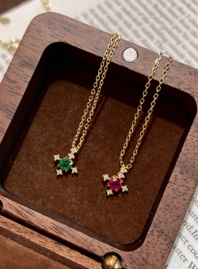 金色极细红绿宝石十字架项链女款