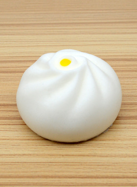 工厂直销慢回弹大号6cm仿真包子柔软可捏Pu仿真食品馒头玩具挂件