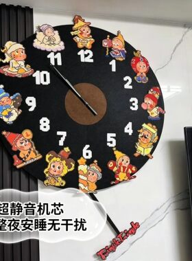 拼豆毛毡板时钟免打孔不伤墙diy创意客厅挂钟新款黑胶唱片展示架