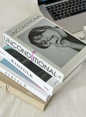 极简风装饰书摆件时尚大牌风仿真书简约现代摄影道具软装假书杂志