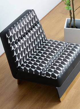 意式休闲椅轻奢单人设计师款沙发椅极简风格艺术洽谈椅皮艺网红椅