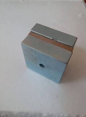 钕铁硼强磁75*75*25沉孔10磁铁吸铁石长方打捞磁铁75X75X25孔