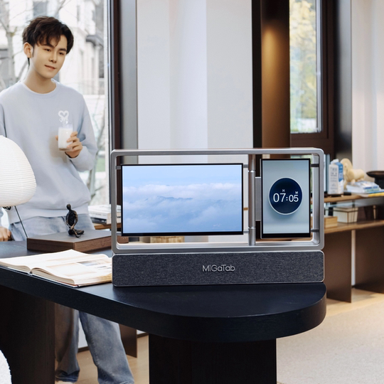 MiGaTab HD multi-screen smart lyrics speaker