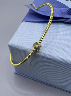 何方女时尚高级爱心结手镯链调节