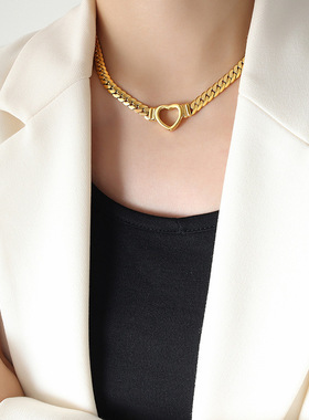 2025新款极简精致百搭小爱心项链 小众设计感钛钢镂空锁骨链 P621