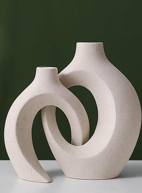 现代简约白色创意几何手工陶瓷花瓶摆件样板间客厅酒店民宿饰品