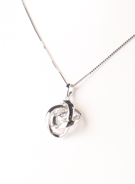 中古95新日本进口商品灵动圆形切工钻石PT900/PT850项链45cm