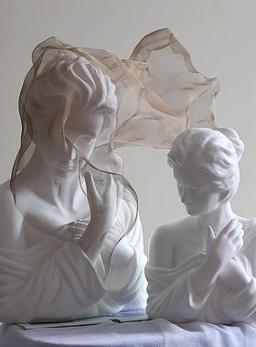 留连轻奢面纱少女雕塑摆件高级小众奶油风艺术品客厅玄关法式装饰