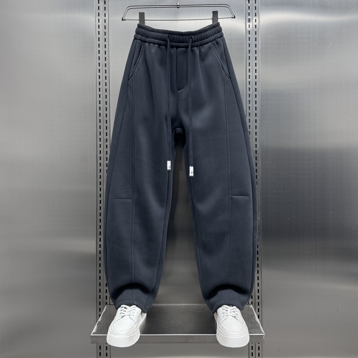 秋冬2025新款运动卫裤男士潮牌宽松休闲直筒裤纯色加绒加厚休闲裤,淘宝优惠券,粉丝福利购,淘宝优惠卷