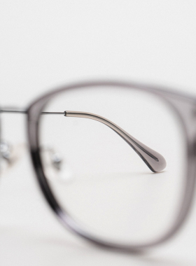 【超轻纯钛防蓝光镜】素颜偏光镜文艺男女可配近视镜眼镜
