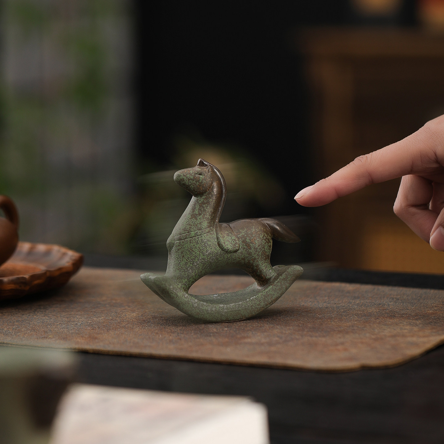 中式摇摇马年小茶宠中国创意陶瓷茶桌摆件装饰工艺品乔迁送礼礼品,淘宝优惠券,粉丝福利购,淘宝优惠卷