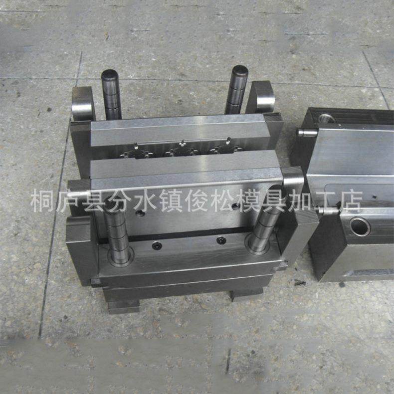 大量供应 垃圾桶注塑模具 塑料模具定制 质量保证,淘宝优惠券,粉丝福利购,淘宝优惠卷