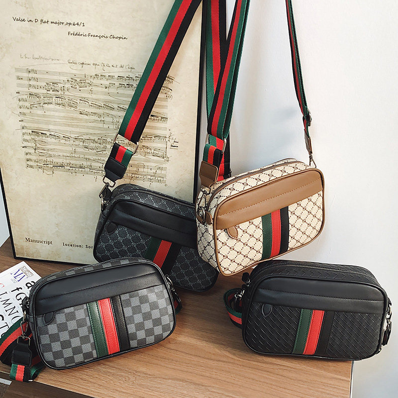 新款潮流潮牌男士休闲格子单肩包韩版皮质斜挎包时尚小方包小背包,淘宝优惠券,粉丝福利购,淘宝优惠卷