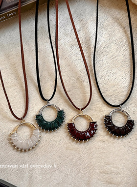 欧美复古金属圆形吊坠项链女时尚