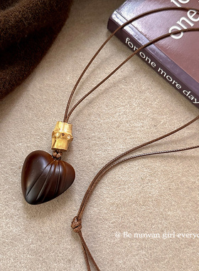 新中式木质爱心吊坠毛衣链项链