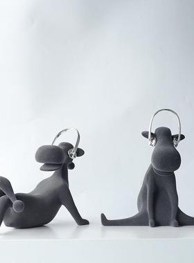 现代简约卡通树脂植绒摆件客厅电视柜儿童房装饰雕塑潮玩软装饰品