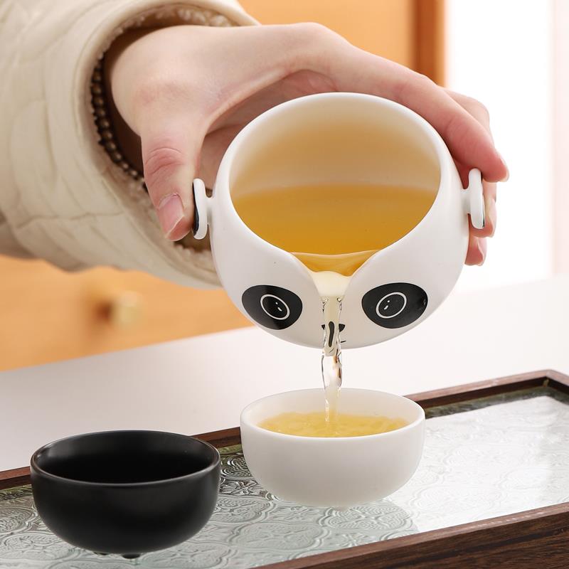Panda Travel Tea Set Outdoor Portable Quick Guest Cup One Pot Two Cups Tea Set Gift Box Kung Fu Teapot