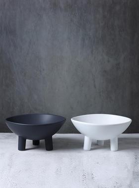 陶瓷三腿高水果盘现代斯堪的纳维亚Wabi-Sabi风格小吃托盘储存盘