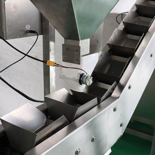 厂家热卖全自动电子秤定量颗粒包装机紫菜虾皮包装机颗粒包装 - 图2