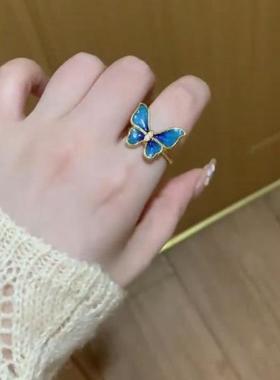 黄金色古法仿珐琅彩色蝴蝶戒指女镶嵌锆石戒指送女友老婆生日礼物