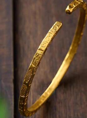 古法宫廷风金色吉言手镯镀金手镯工艺吉祥平安纹样素方款开口复古
