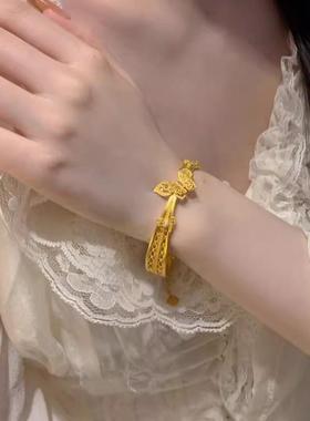 黄金色手镯梦幻蝴蝶复古锆石镯子小众设计感初恋新款送礼百搭手饰
