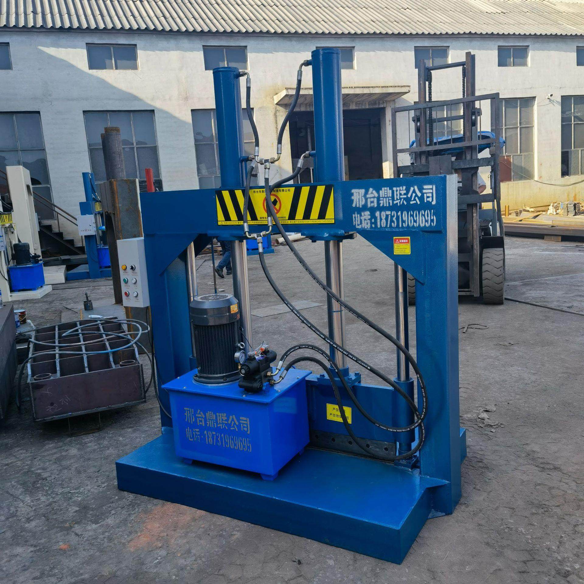 再生塑料龙门铡刀机 丁苯橡胶油压切胶机 复合卷膜液压切刀机,淘宝优惠券,粉丝福利购,淘宝优惠卷