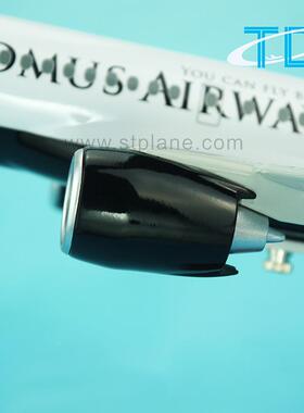 民航机A220模型曼航空空飞客A220工艺品树脂多摆件欧式