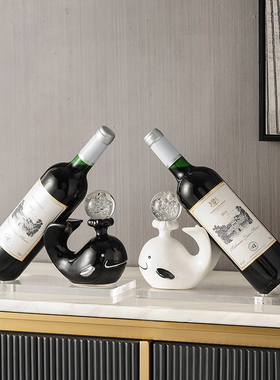 速发轻奢可爱鲸鱼红装架边桌餐餐柜酒饰品创意陶瓷工艺品酒柜摆件