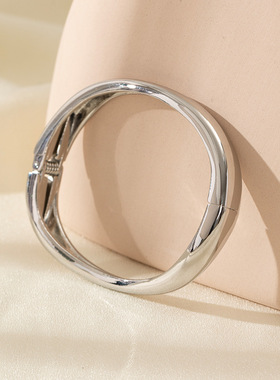 欧美时尚饰品新款曲线轻奢手镯小众个性设计曲线锌合金手饰手镯