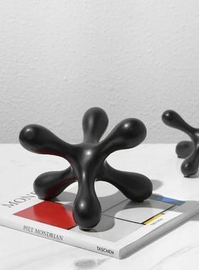 现代简约轻奢创意抽象陶瓷小摆件桌面装饰工艺品售楼处样板房