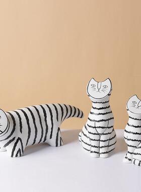 现代北欧意式极简卡通黑白条纹陶瓷平脸猫摆件家居样板房软装饰品