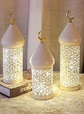 新款白色铁艺镂空led风灯家居桌面马灯装饰氛围灯烛台工艺品摆件