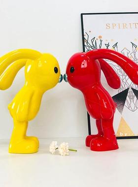 创意红色长耳兔摆件现代艺术玄关客厅卧室书房网红装饰