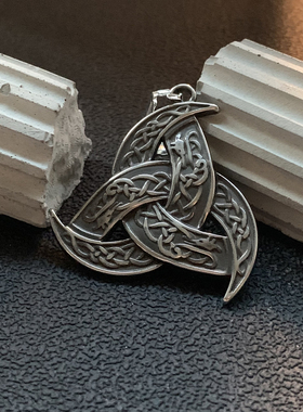 奥丁号角-古法钛钢不掉色吊坠男