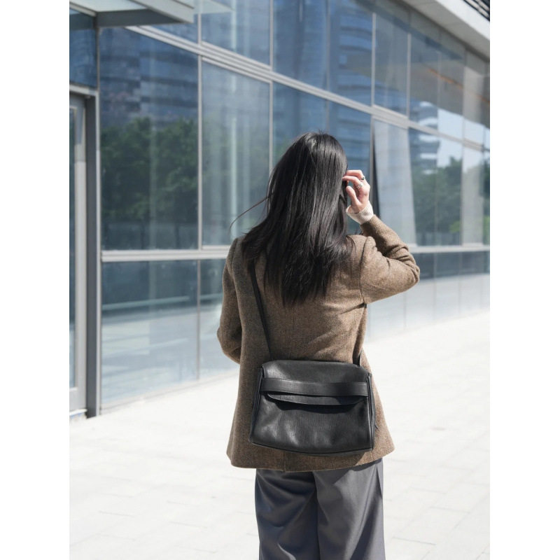 2026新款植鞣自在邮差hobo通勤单肩包大容量休闲托特包腋下斜挎包,淘宝优惠券,粉丝福利购,淘宝优惠卷