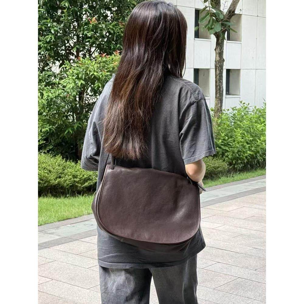 植鞣羊皮信使马鞍包女2025新款斜挎单肩松弛感大容量通勤HOBO包,淘宝优惠券,粉丝福利购,淘宝优惠卷