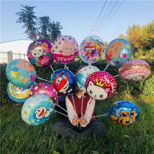 圆球18寸微商地推扫码小礼品引流吸粉器儿童卡通圆形手持铝膜气球 - 图1