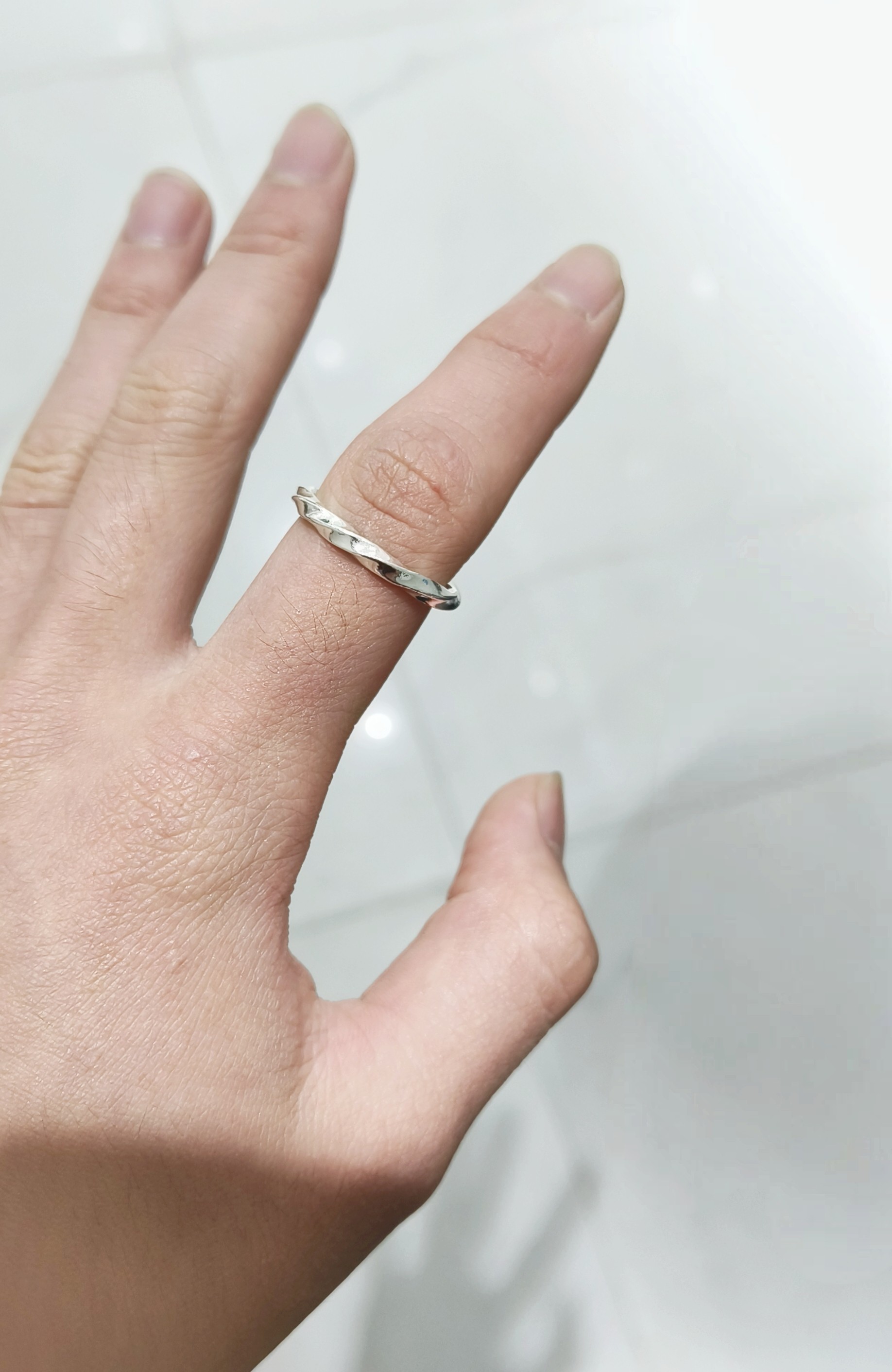 999 Pure Silver Ring Women's Closed Möbius Ring Handmade Sterling Silver Couple Ring Men's Tail Ring Birthday Gift