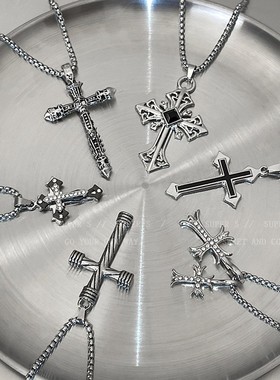 长版钛钢不掉色十字架项链ins嘻哈男潮毛衣链小众设计感卫衣链女