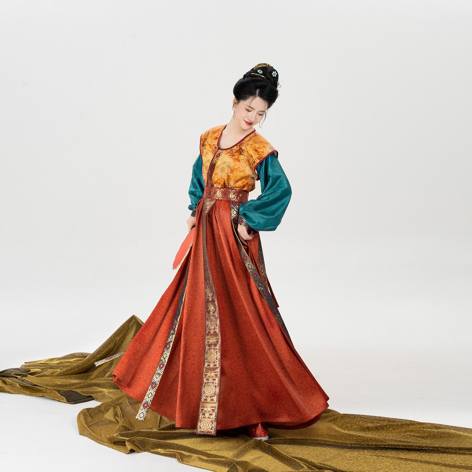 织造司[丝路同绸]唐制汉服唐褙子妆花灯笼袖圆领衫暗纹织锦八破裙,淘宝优惠券,粉丝福利购,淘宝优惠卷