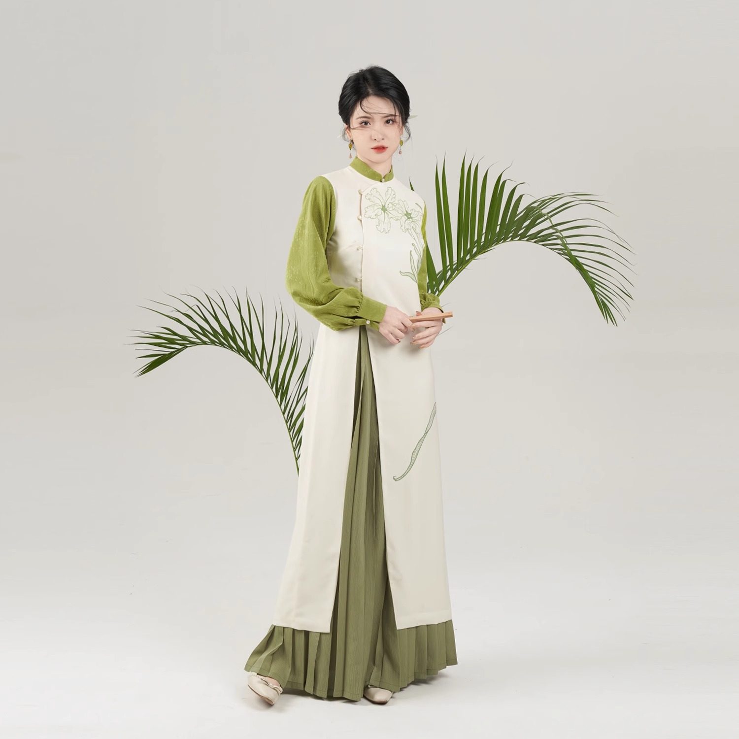 念棠织造司原创新中式改良旗袍高开叉显高显瘦套装百褶裙半身长裙,淘宝优惠券,粉丝福利购,淘宝优惠卷