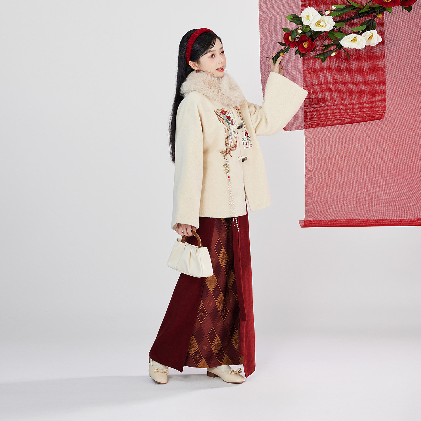 织造司[辞岁景和]汉元素圆领绣花补外套高领针织打底衫一片式旋裙,淘宝优惠券,粉丝福利购,淘宝优惠卷