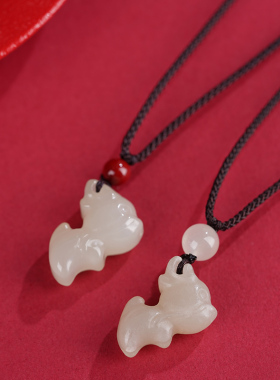 宫廷云朵男女和田玉轻奢小众吊坠